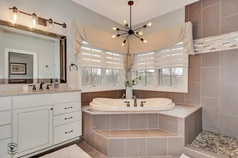 1617 Waterford Place Bourbonnais IL 60914