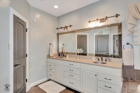 1617 Waterford Place Bourbonnais IL 60914