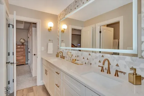1617 Waterford Place Bourbonnais IL 60914