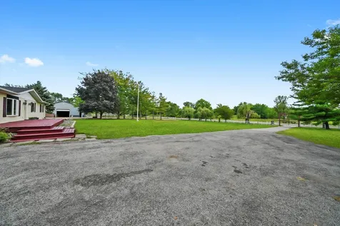 14716 Il Route 176 Highway Woodstock IL 60098