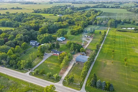 14716 Il Route 176 Highway Woodstock IL 60098