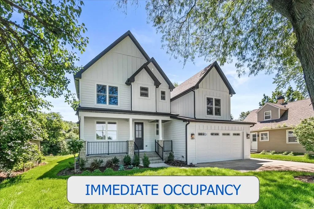 520 North Sleight Street Naperville IL 60563
