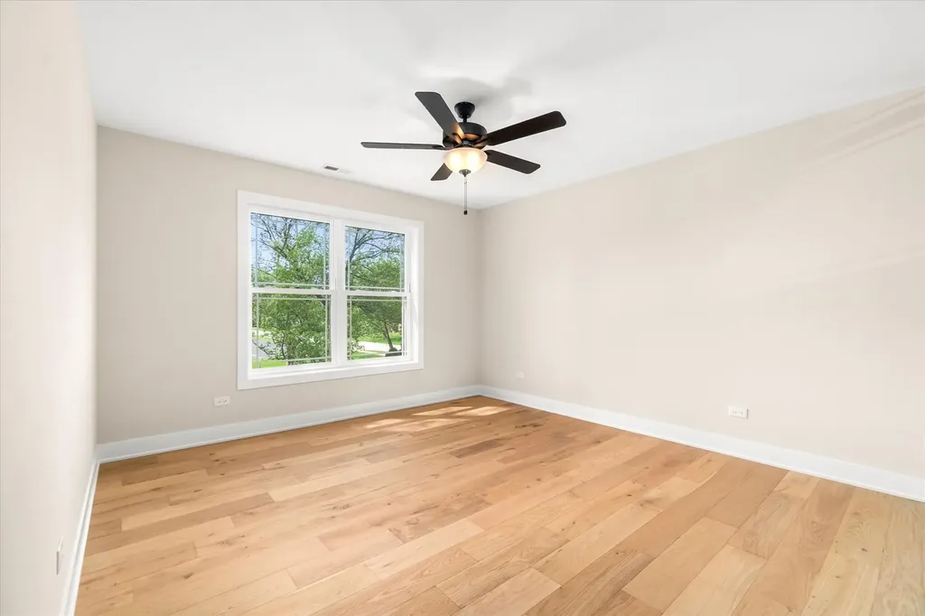 520 North Sleight Street Naperville IL 60563