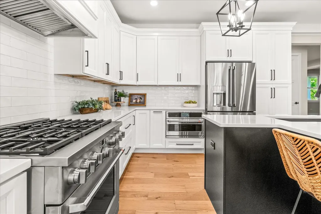 520 North Sleight Street Naperville IL 60563