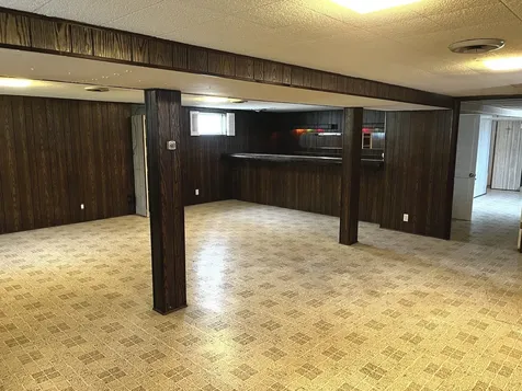 664 East 142nd Street Dolton IL 60419