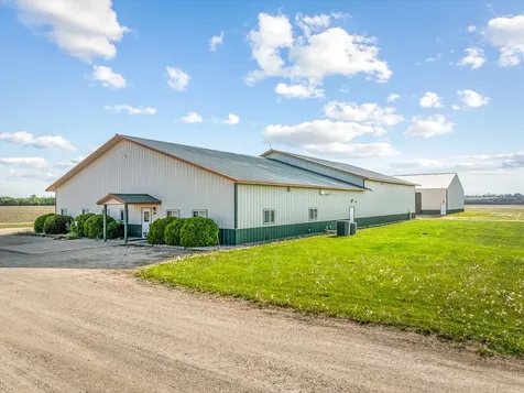 11635 Wange Road Capron IL 61012