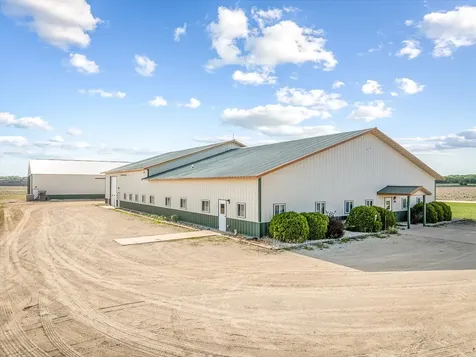 11635 Wange Road Capron IL 61012
