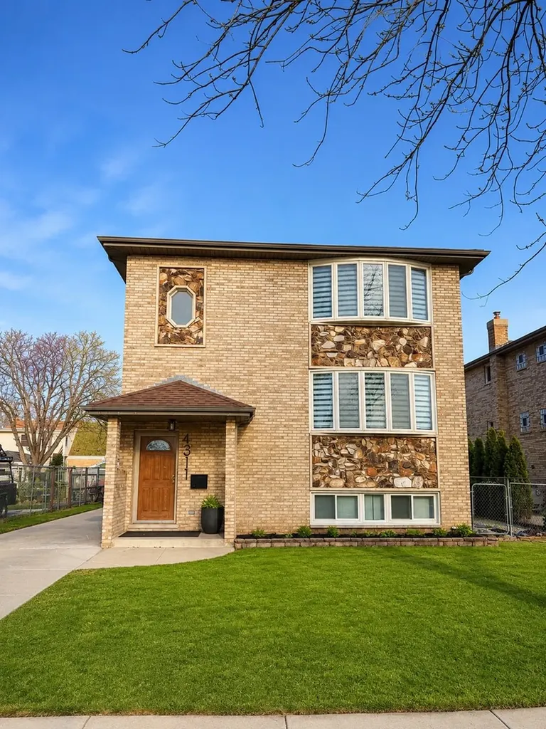 4311 North Grace Street Schiller Park IL 60176