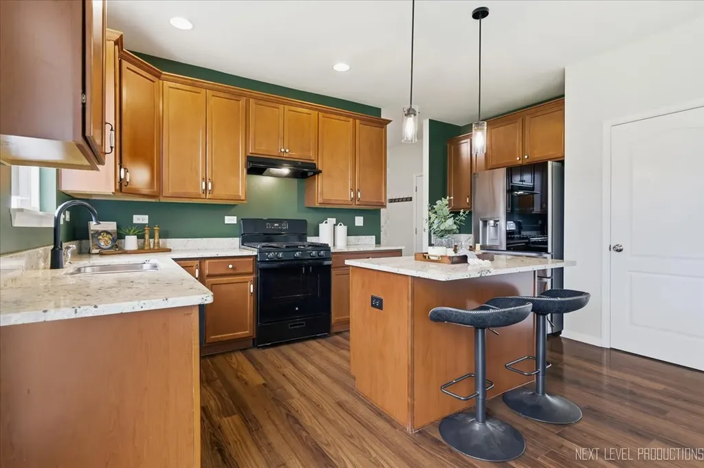 5734 Oak Ridge Way Lisle IL 60532