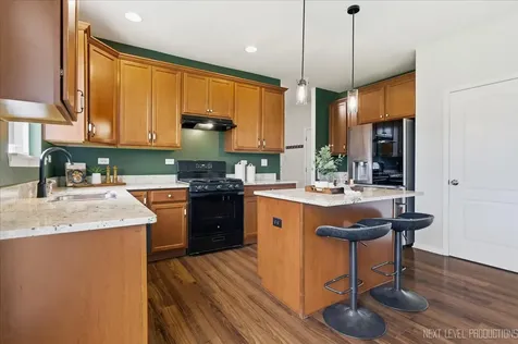 5734 Oak Ridge Way Lisle IL 60532