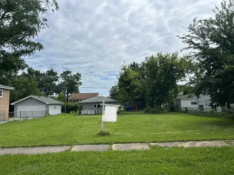 4223 Elm Avenue Lyons IL 60534