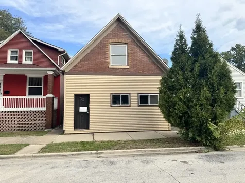 304 155TH Place Calumet City IL 60409