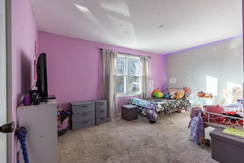13415 South Mackinaw Avenue Chicago IL 60633