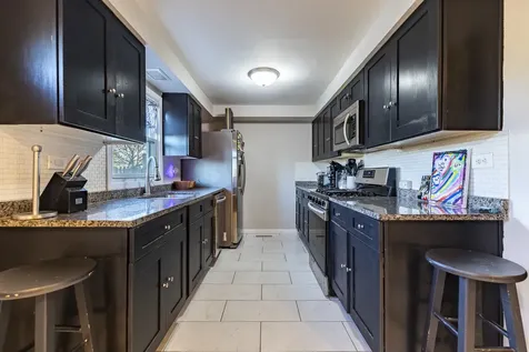 13415 South Mackinaw Avenue Chicago IL 60633