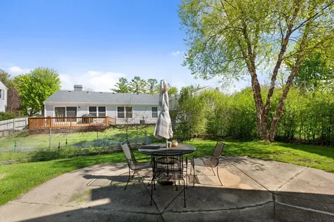1120 Thompson Boulevard Buffalo Grove IL 60089