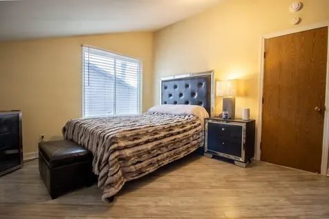 18541 Meadow Lane Hazel Crest IL 60429