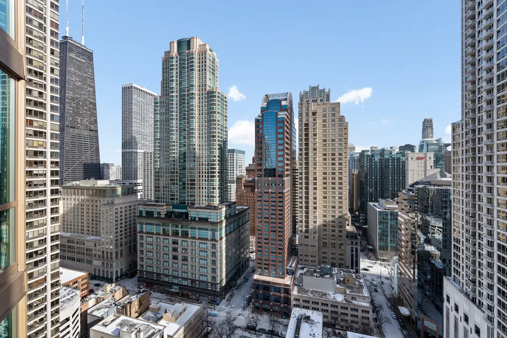 21 East Huron Street Chicago IL 60611
