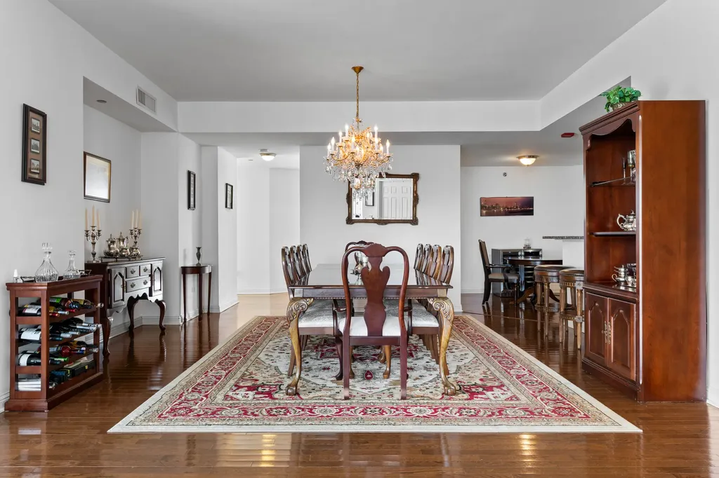 21 East Huron Street Chicago IL 60611