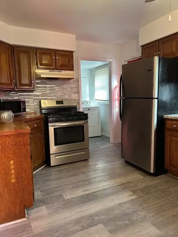 15531 Millard Avenue Markham IL 60428