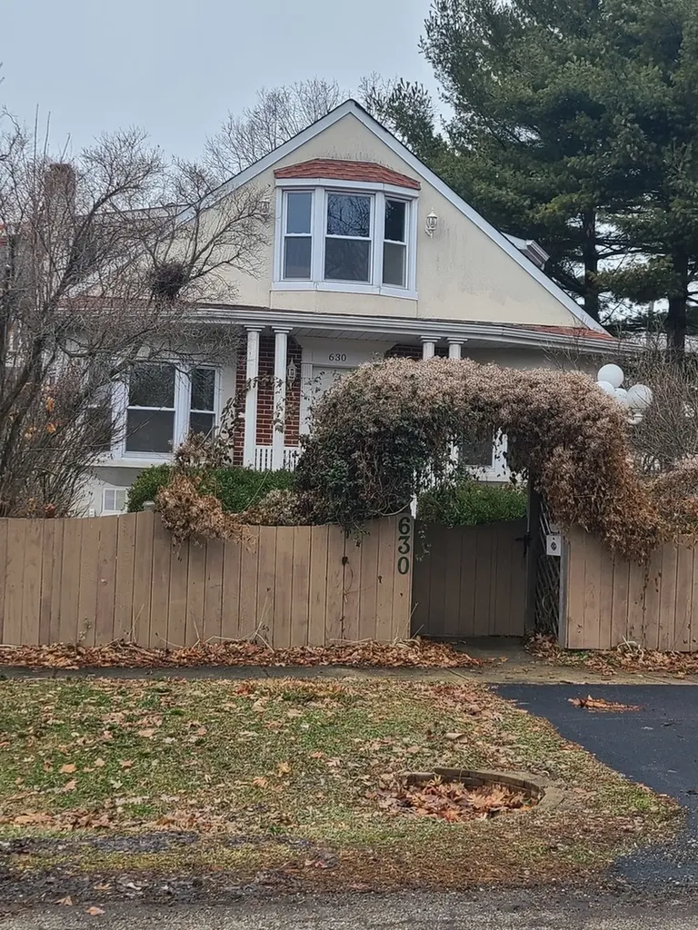 630 Whitney Avenue Winthrop Harbor IL 60096