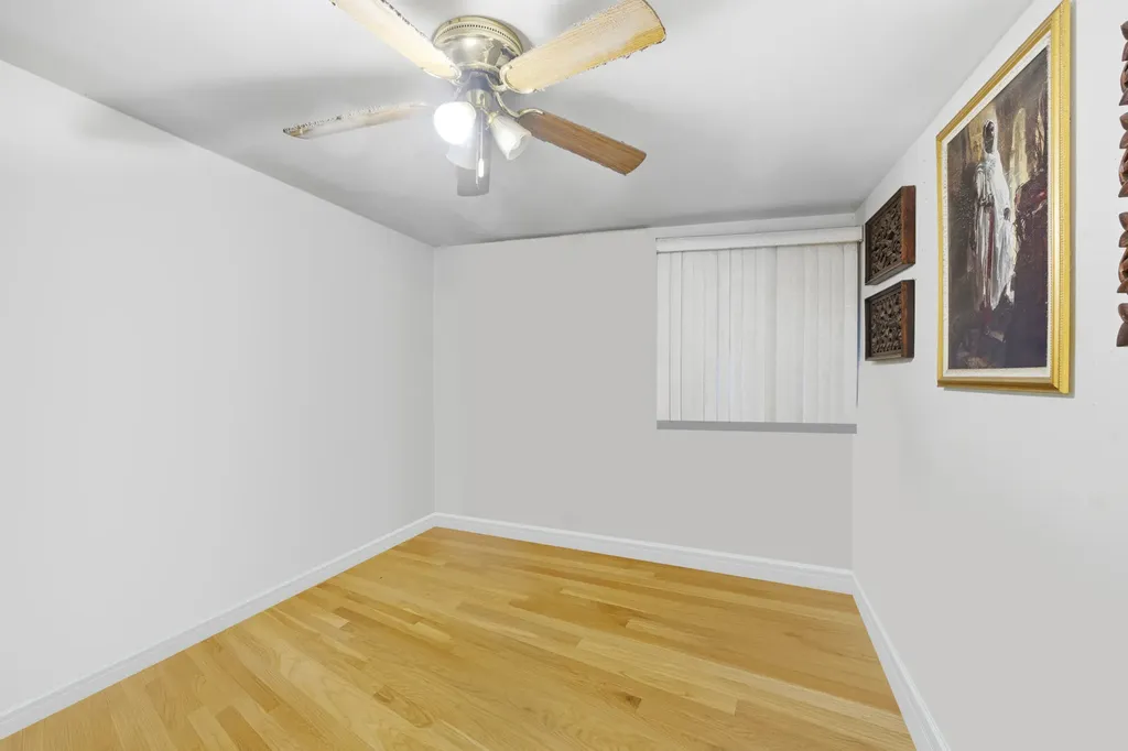 9748 South Van Vlissingen Road Chicago IL 60617