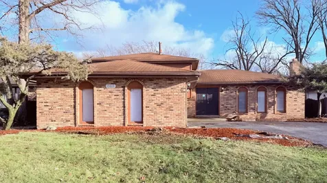 15613 Calumet Drive South Holland IL 60473