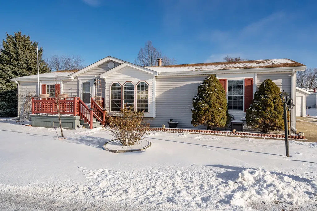 8511 Fig Tree Lane Roscoe IL 61073