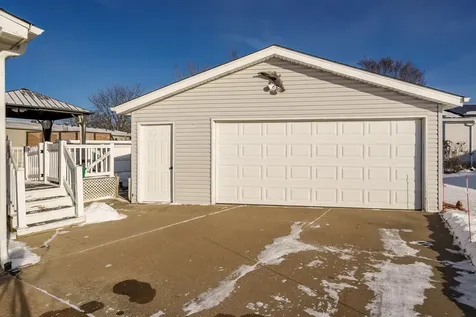8511 Fig Tree Lane Roscoe IL 61073