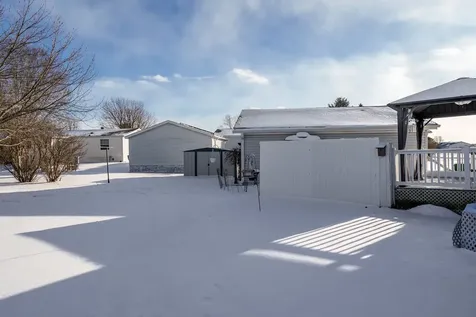 8511 Fig Tree Lane Roscoe IL 61073