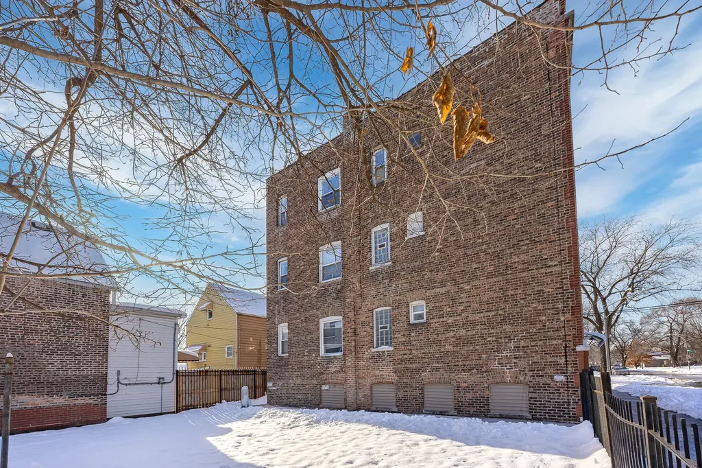 1843 West 54th Street Chicago IL 60609