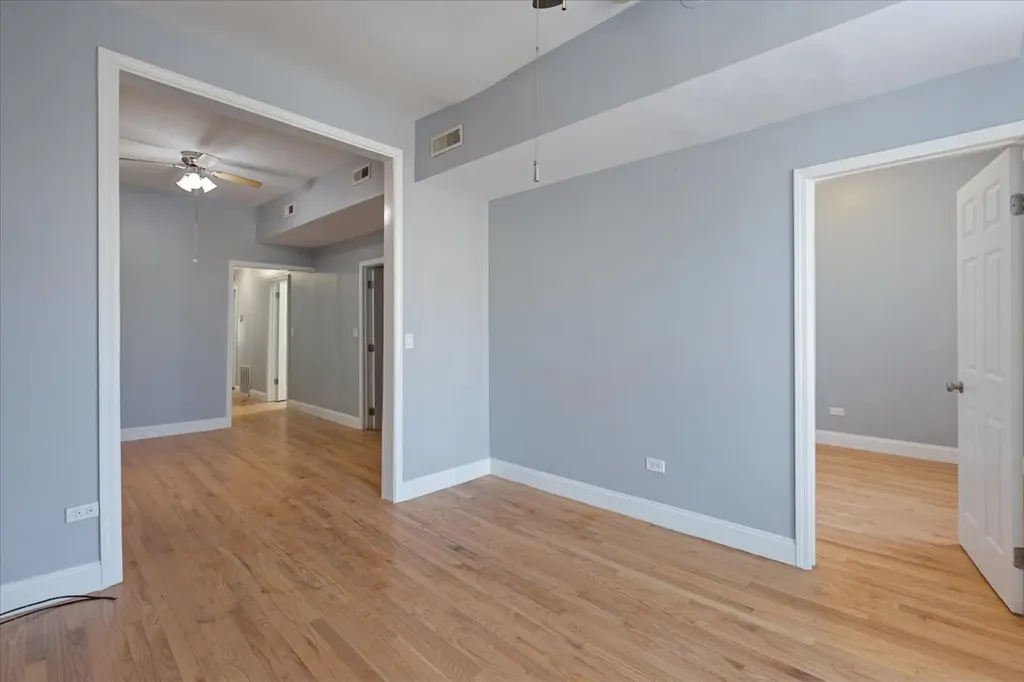 4211 West Gladys Avenue Chicago IL 60624