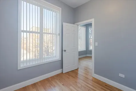4211 West Gladys Avenue Chicago IL 60624