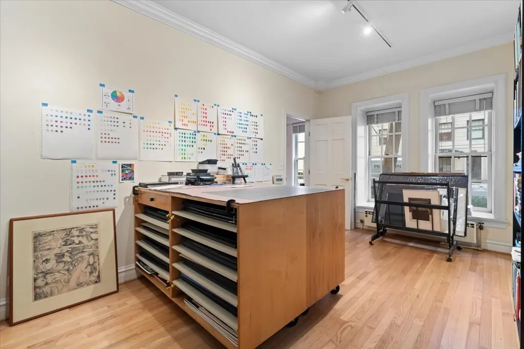 230 East Delaware Place Chicago IL 60611