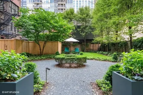 230 East Delaware Place Chicago IL 60611