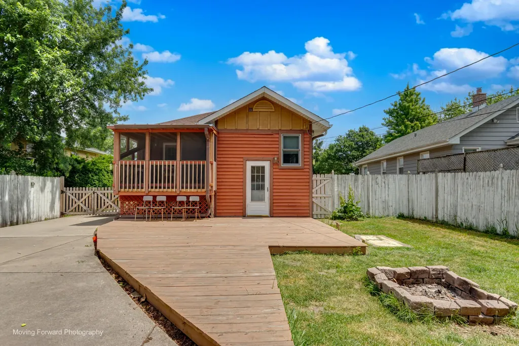 424 South Grace Street Lombard IL 60148