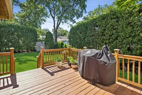 4632 Pershing Avenue Downers Grove IL 60515