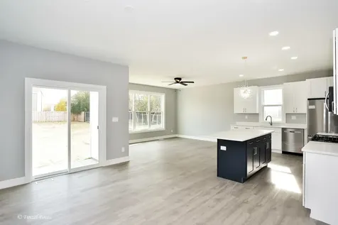 1507 6TH Street Harvard IL 60033
