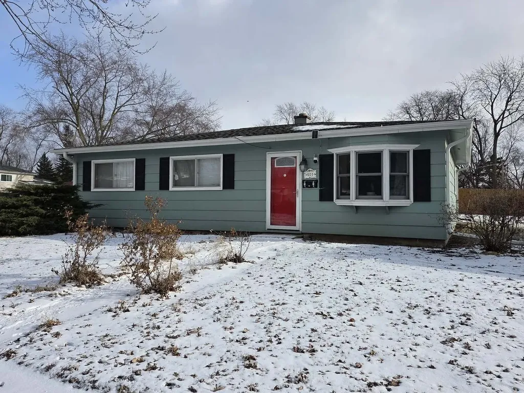 601 Ridgewood Road Streamwood IL 60107