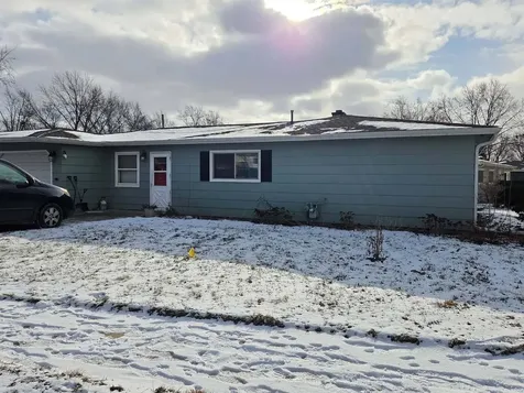 601 Ridgewood Road Streamwood IL 60107