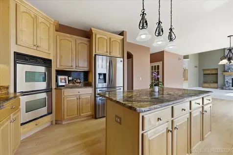 1098 Cleveland Avenue Batavia IL 60510