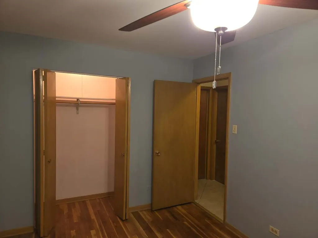 12622 South Marquette Avenue Chicago IL 60633