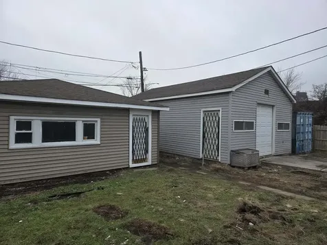 12622 South Marquette Avenue Chicago IL 60633