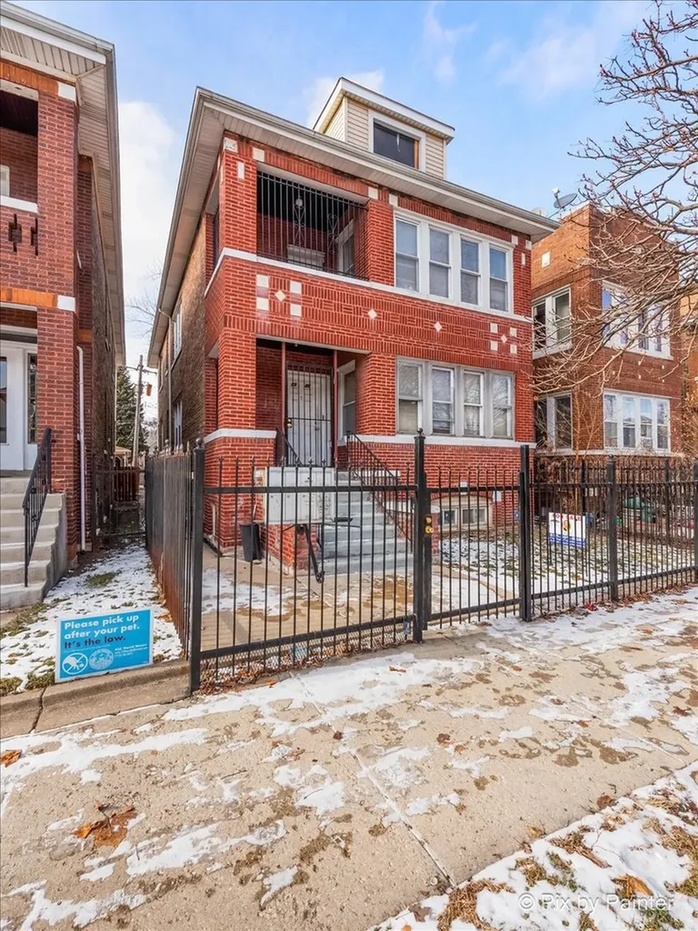 7030 South Artesian Avenue Chicago IL 60629