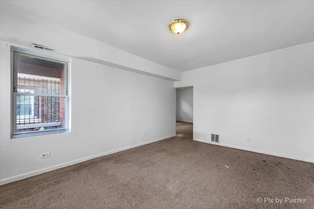 7030 South Artesian Avenue Chicago IL 60629