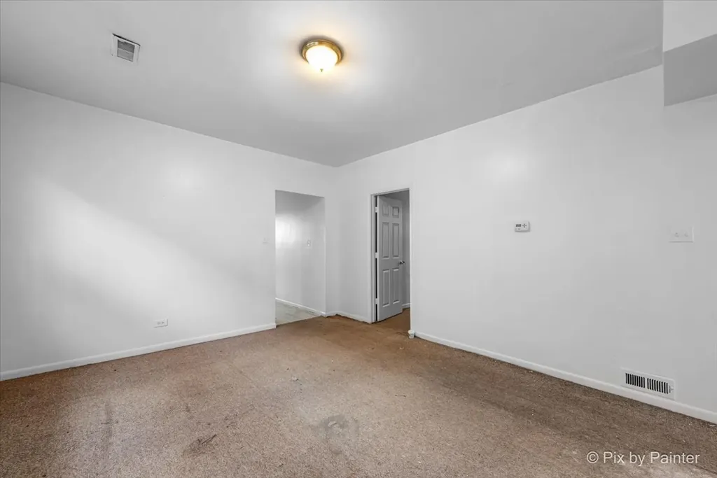 7030 South Artesian Avenue Chicago IL 60629