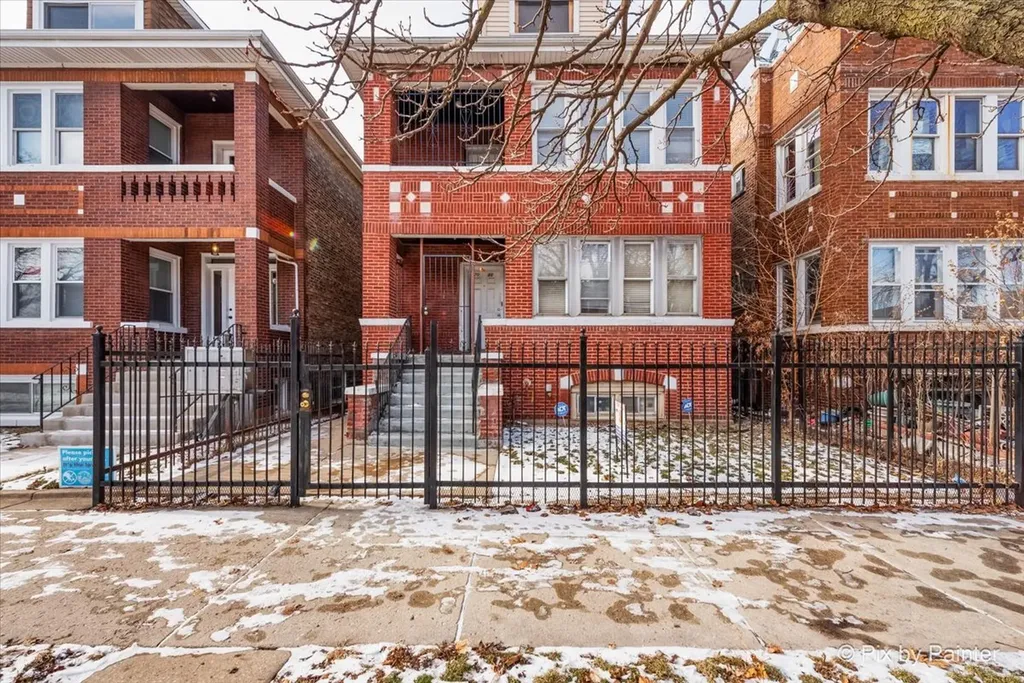 7030 South Artesian Avenue Chicago IL 60629