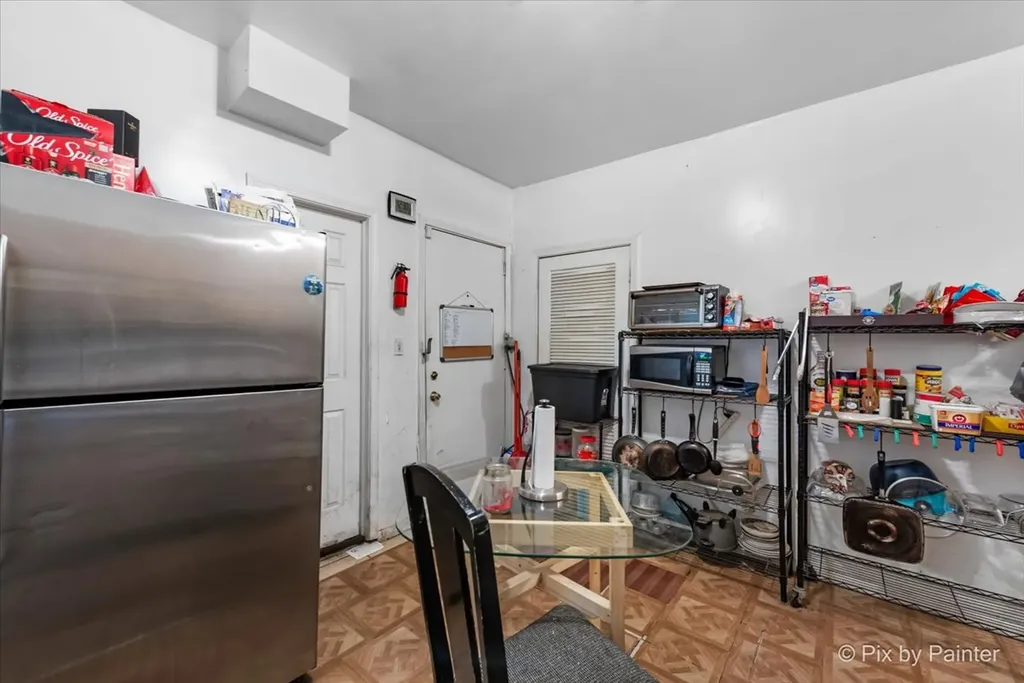 7030 South Artesian Avenue Chicago IL 60629