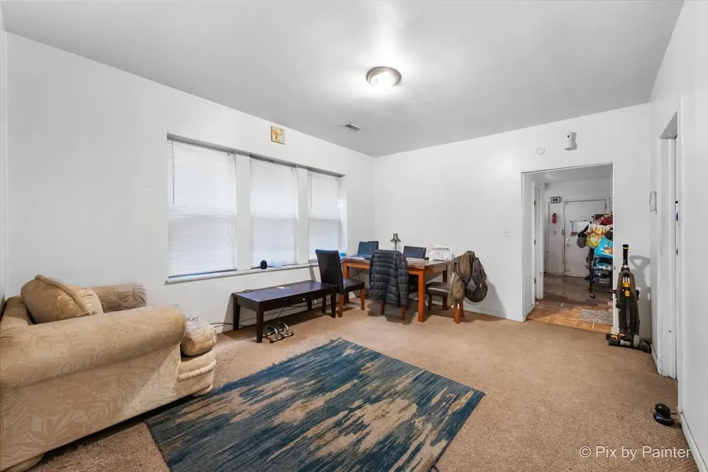 7030 South Artesian Avenue Chicago IL 60629