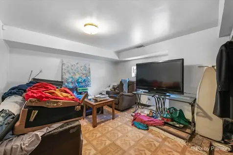 7030 South Artesian Avenue Chicago IL 60629