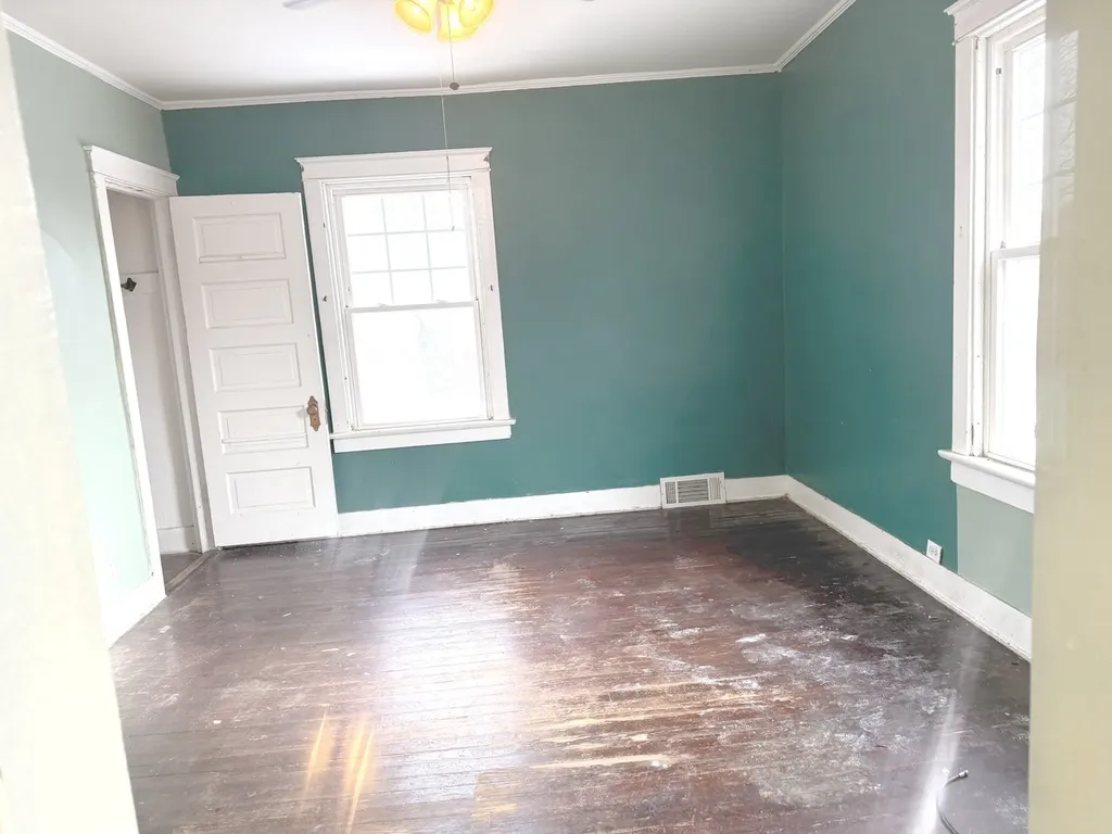 10228 South Prospect Avenue Chicago IL 60643
